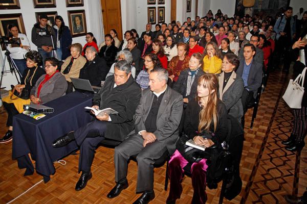 Centenario mujeres desarrollo umsnh 2R