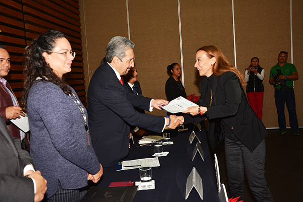 SAC entrega diplomas taller inclusión 1R